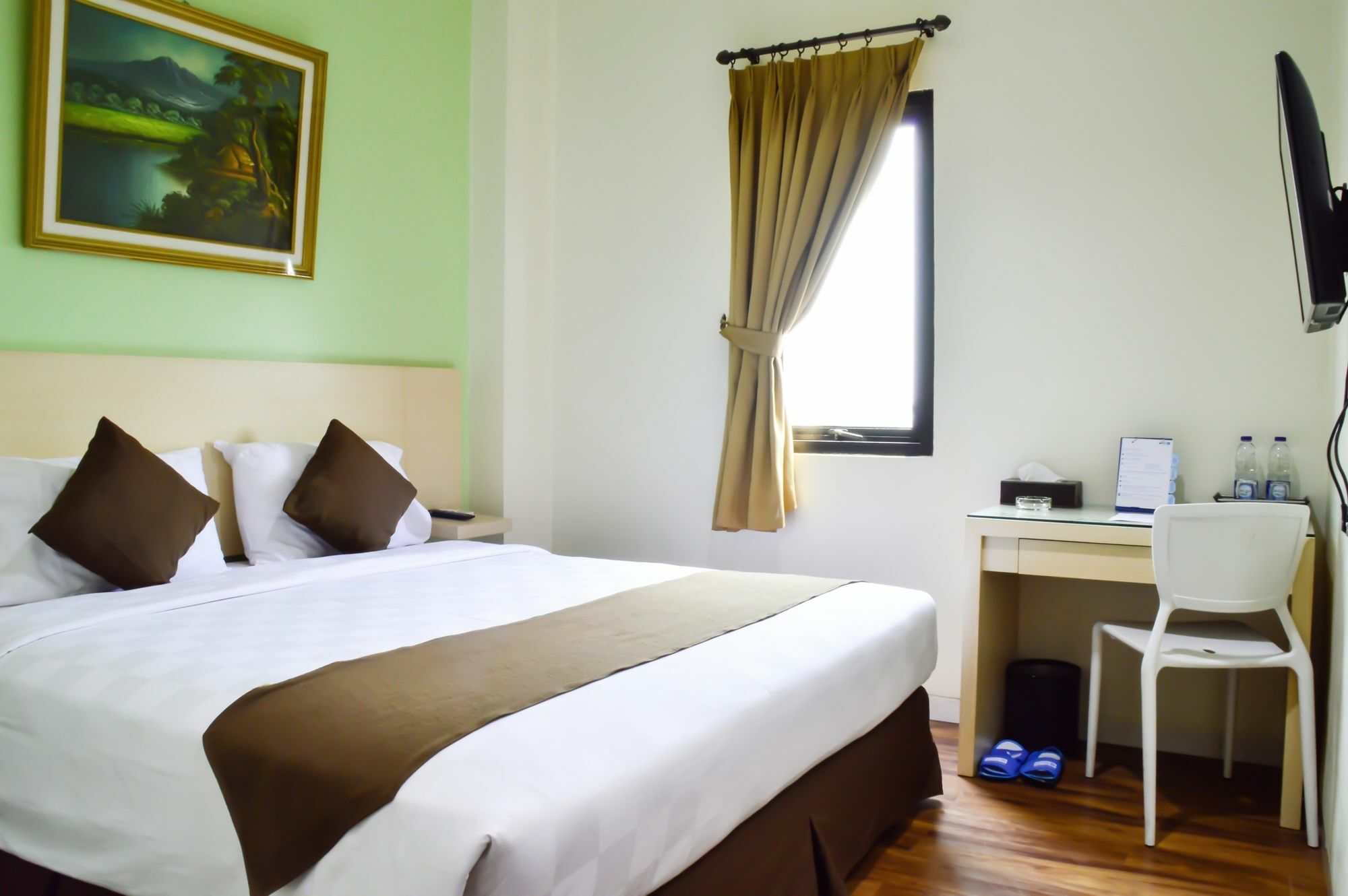 Hotel 88 Mangga Besar Raya 120 Jakarta By Wh Exterior photo