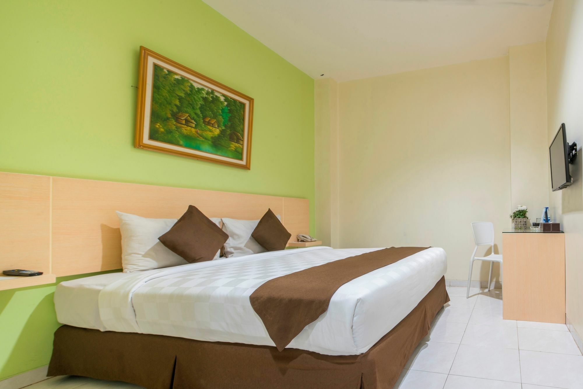 Hotel 88 Mangga Besar Raya 120 Jakarta By Wh Exterior photo